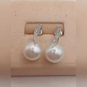 FD 925 Silver Pearl Earrings